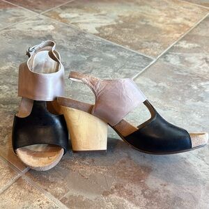 Chocolat Blu heeled sandals